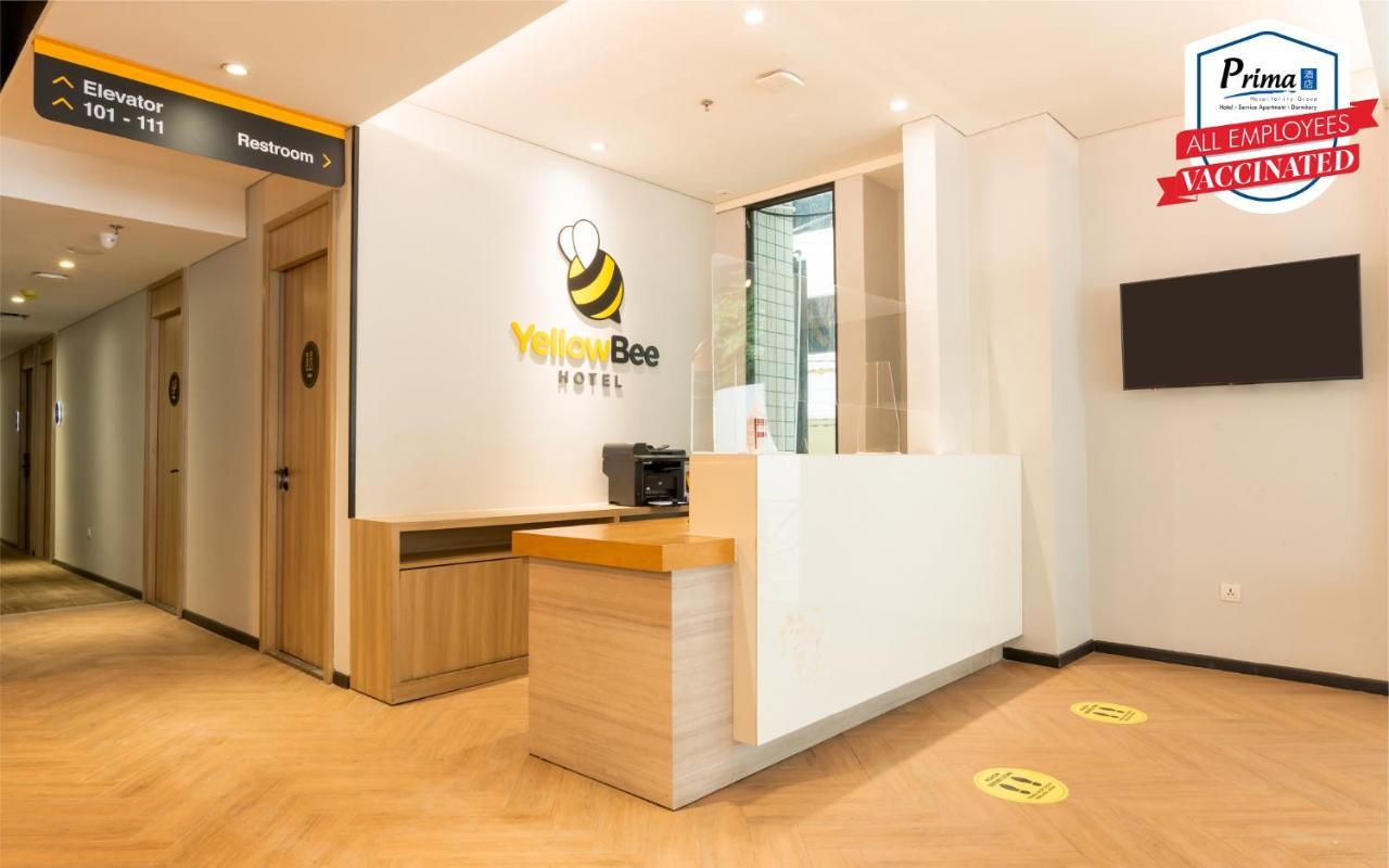 Yellow Bee Tanah Abang Jakarta Kültér fotó