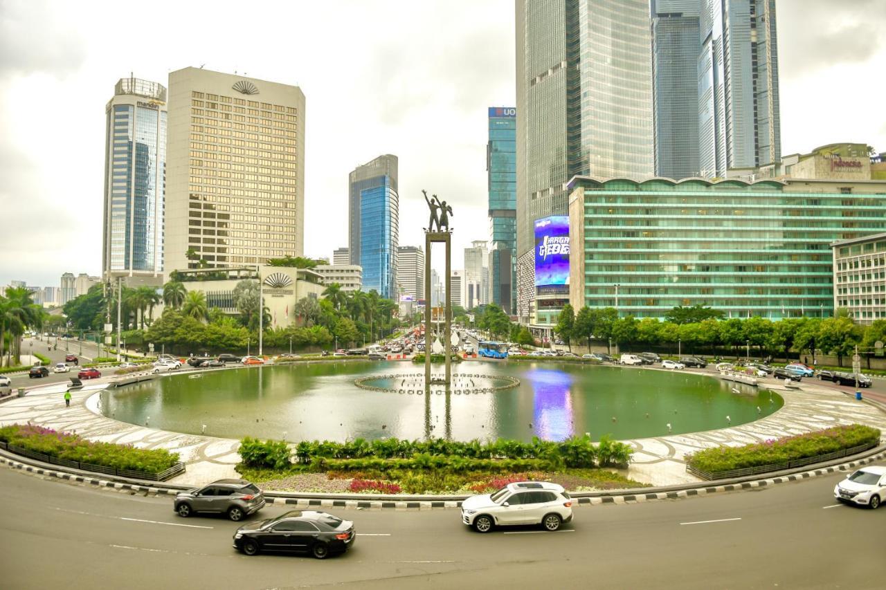 Yellow Bee Tanah Abang Jakarta Kültér fotó